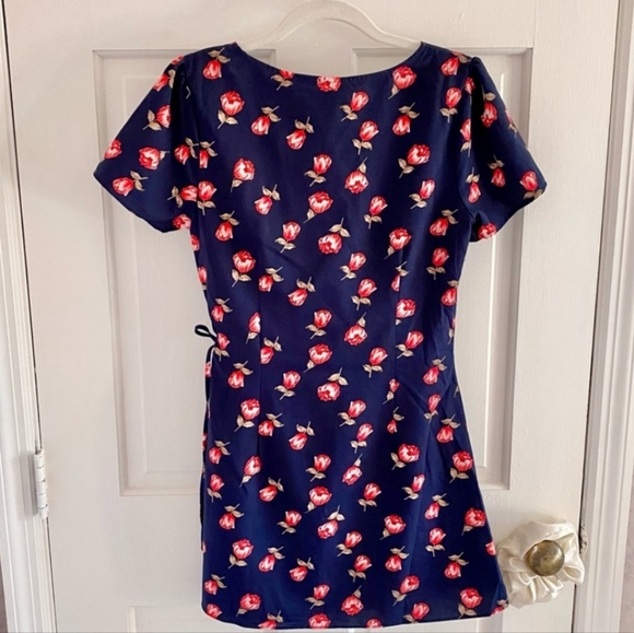 Kittenish Newport Navy Floral Wrap Dress - Picture 7 of 8